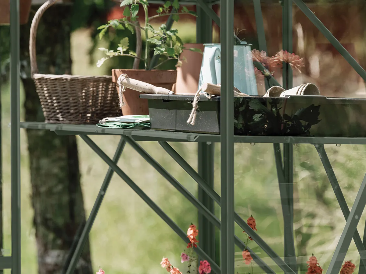 Royal Well | Tafel Kate II Tuinkas | Groengrijs